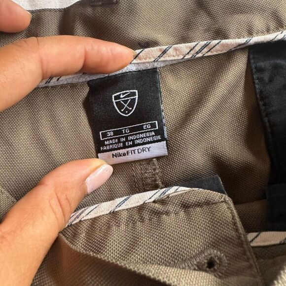 Nike Golf Shorts Mens 38 Dri-Fit Brown Chino Pants Swoosh Standard Fit Pleated - Picture 3 of 10